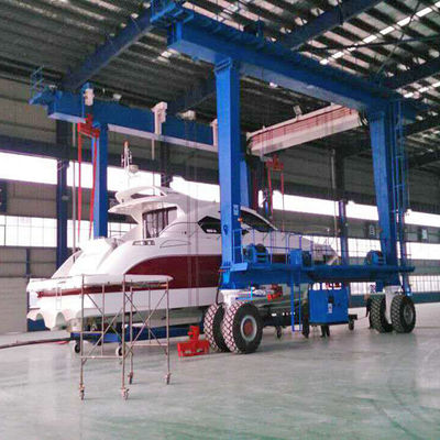শিপইয়ার্ড বোট লিফট গ্যান্ট্রি ক্রেন 30m 50Hz কাস্টমাইজড লিফটিং স্পিড