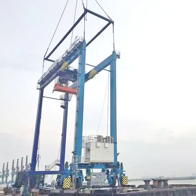 নমনীয় আন্দোলনের সাথে রাবার টায়ার শিপিং কনটেইনার গ্যান্ট্রি ক্রেন 50টন